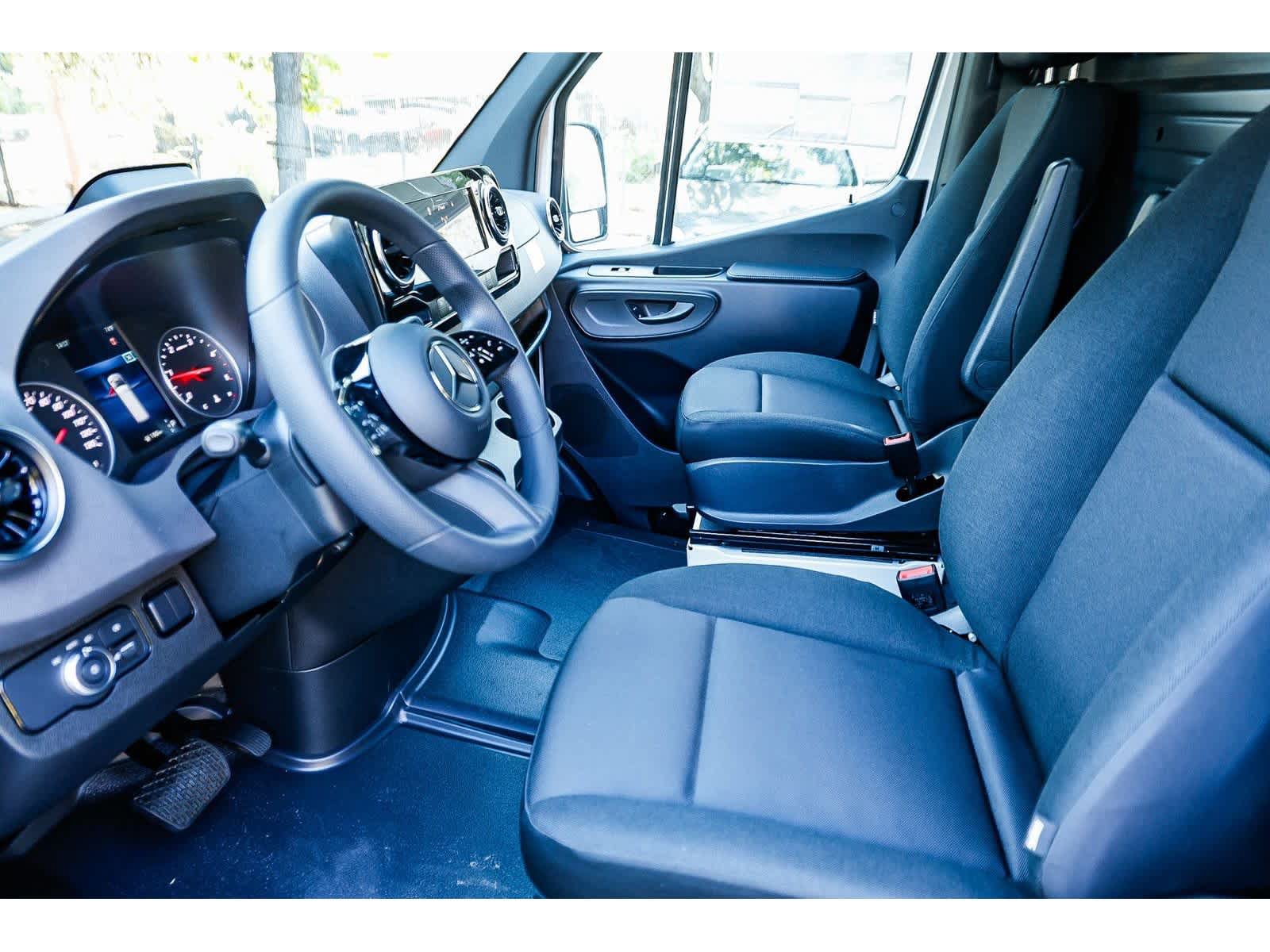 New 2026 Mercedes-Benz Sprinter 2500 image 16