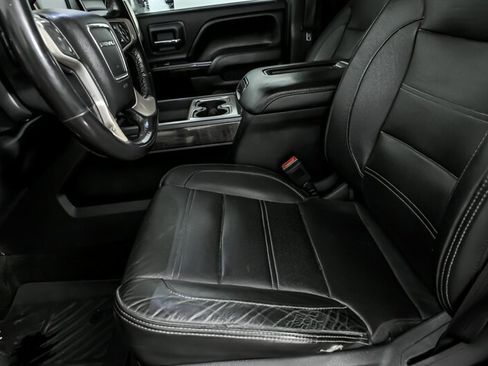 Used 2016 GMC Sierra 3500 Denali w/ Duramax Plus Package image 17