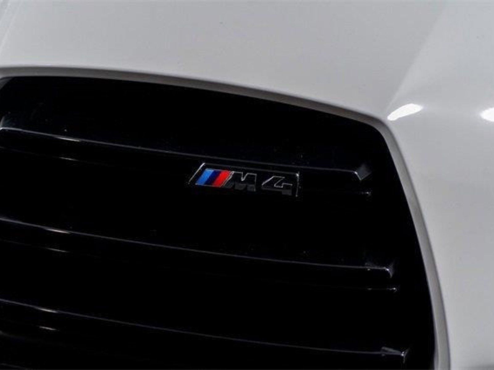 Used 2025 BMW M4 Coupe RWD image 26