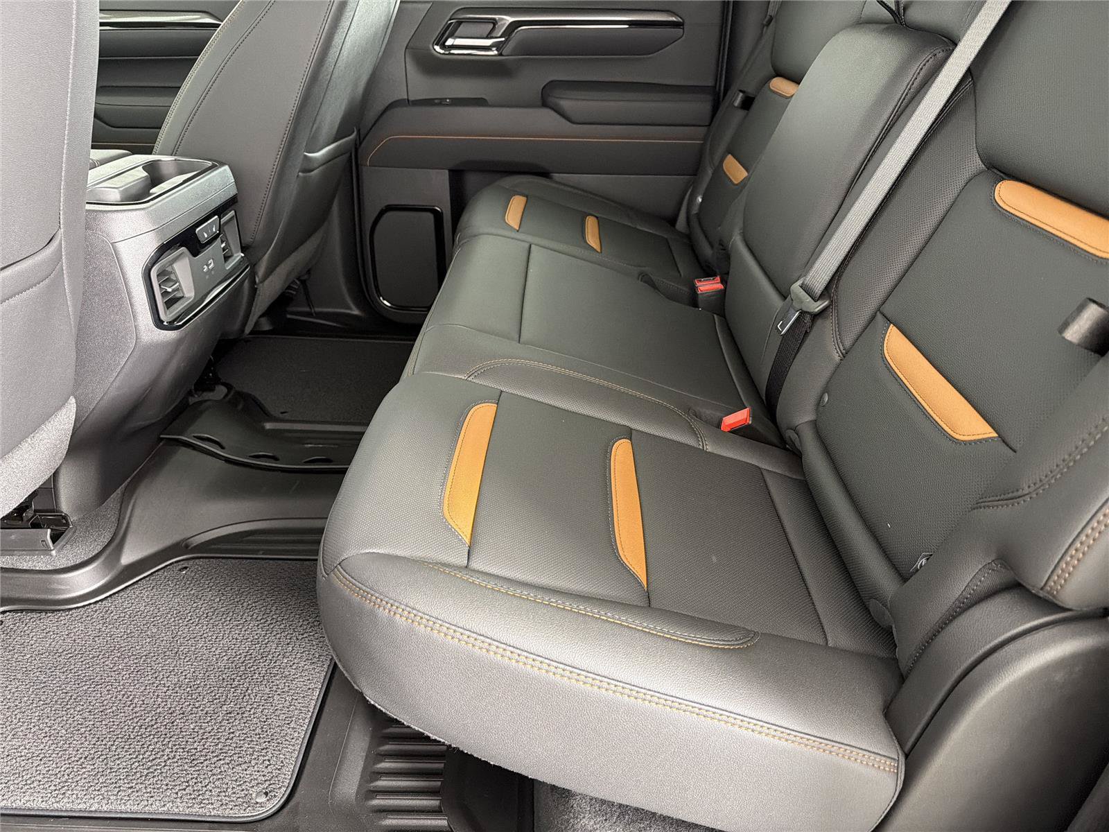 New 2026 GMC Sierra 1500 AT4 w/ AT4 Premium Package AWD/4WD image 18