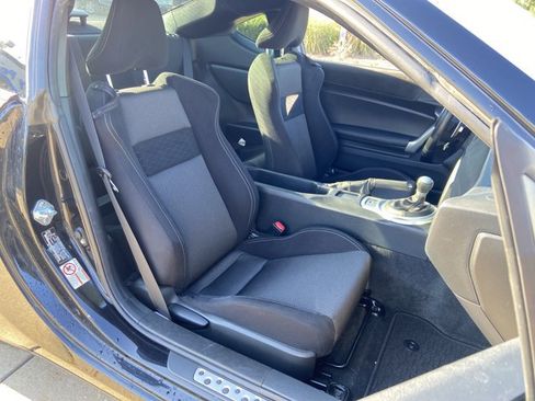 Used 2019 Toyota 86 RWD image 14