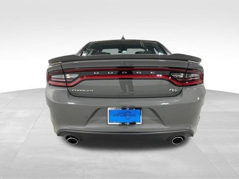 Used 2023 Dodge Charger R/T w/ Technology Group RWD image 7