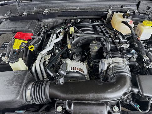 Used 2022 Jeep Gladiator Overland w/ Popular Equipment Package image 30