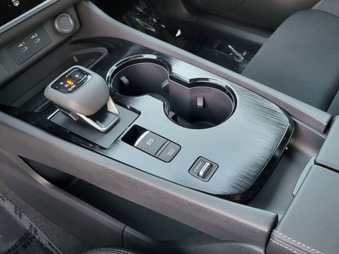 New 2026 Nissan Rogue S image 10