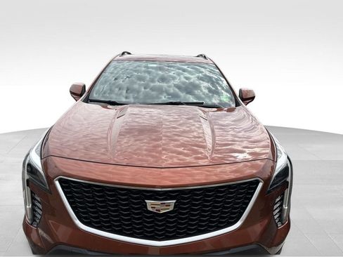 Used 2019 Cadillac XT4 Sport w/ Cold Weather Package AWD/4WD image 8