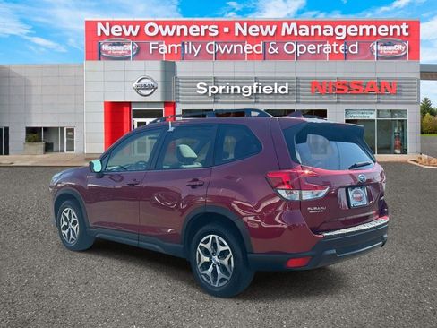 Used 2023 Subaru Forester Premium AWD/4WD image 6
