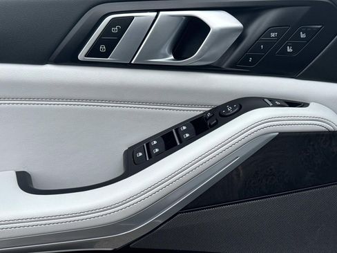 Certified 2024 BMW X5 xDrive50e w/ Premium Package AWD/4WD image 18