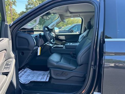 New 2026 Ford Expedition Max Active RWD image 9