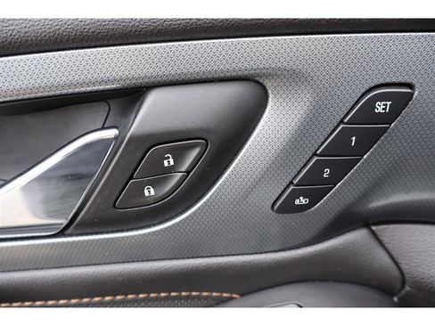 Used 2019 Chevrolet Traverse Premier w/ LPO, Blackout Package image 41