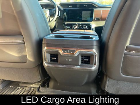 Used 2024 GMC Sierra 1500 Denali Ultimate image 30