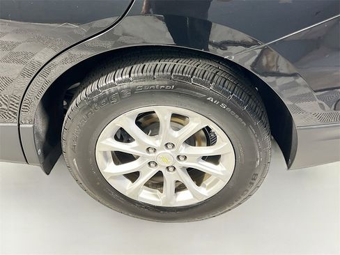 Used 2019 Chevrolet Equinox LT image 29