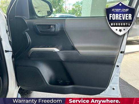 Used 2016 Toyota Tacoma SR5 w/ Towing Package RWD image 35