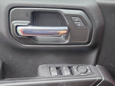 Used 2022 Chevrolet Silverado 1500 Custom RWD image 14