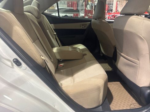 Used 2016 Toyota Corolla LE FWD image 7