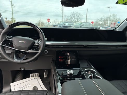 Used 2026 Cadillac Escalade V image 15