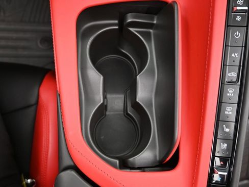 Used 2022 Chevrolet Corvette Stingray Premium Conv w/ Z51 Performance Package RWD image 20