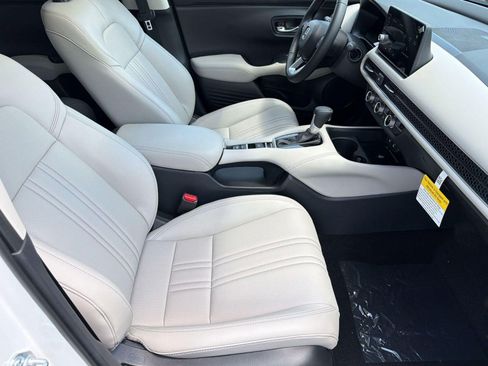 New 2026 Honda HR-V EX-L image 25