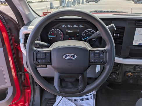 Used 2023 Ford F350 XL w/ FX4 Off-Road Package AWD/4WD image 16
