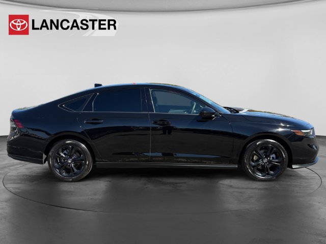 Used 2025 Honda Accord SE image 8