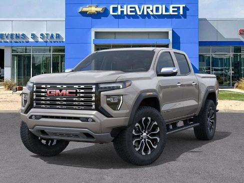 New 2026 GMC Canyon Denali image 6