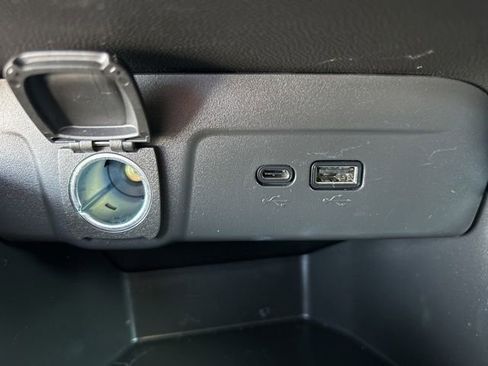 Used 2024 Chevrolet Trax ACTIV w/ Driver Confidence Package image 16