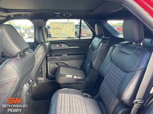New 2025 Ford Explorer ST-Line w/ Premium Package image 12