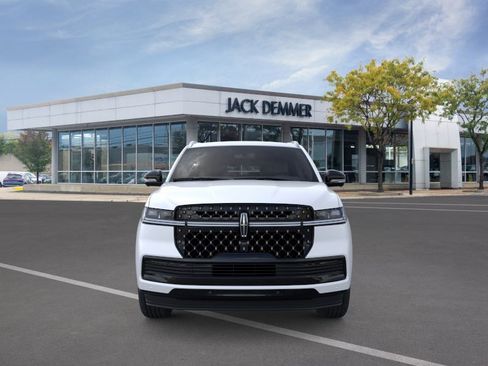 New 2026 Lincoln Navigator L Black Label AWD/4WD image 6