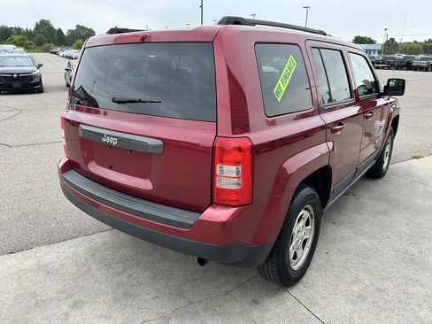 Used 2015 Jeep Patriot Sport w/ Power Value Group AWD/4WD image 5