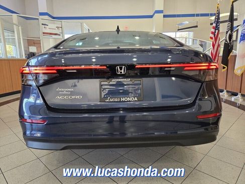 Used 2024 Honda Accord EX image 5