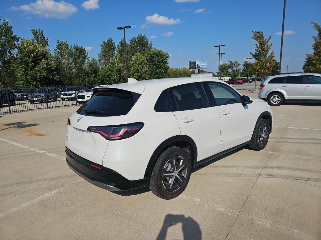 Used 2025 Honda HR-V EX-L image 5