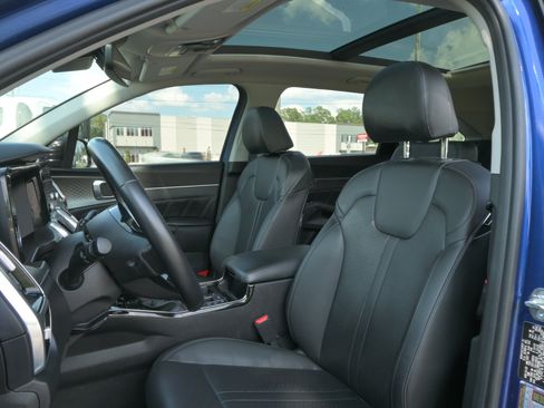 Used 2023 Kia Sorento SX FWD image 11
