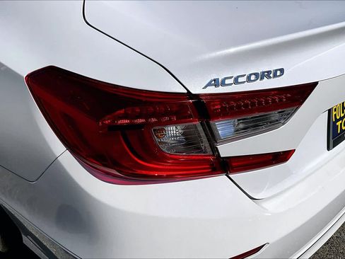 Used 2018 Honda Accord LX image 28