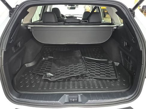 Used 2020 Subaru Outback Limited w/ Popular Package #2 image 11