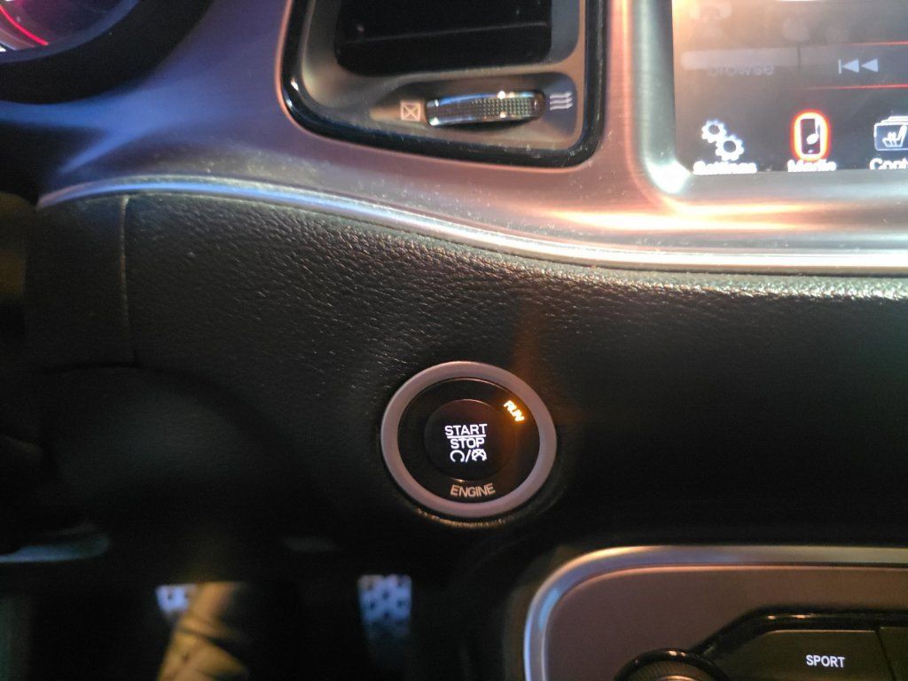 Used 2016 Dodge Challenger R/T Plus RWD image 15