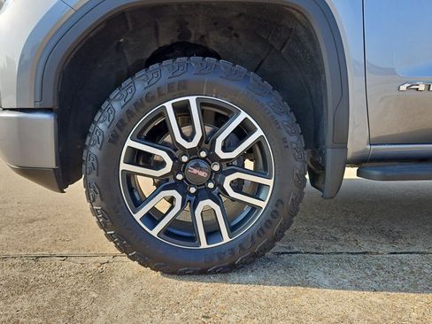 Used 2022 GMC Sierra 1500 AT4 w/ AT4 Premium Package AWD/4WD image 25