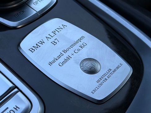 Used 2018 BMW ALPINA B7 xDrive AWD/4WD image 6