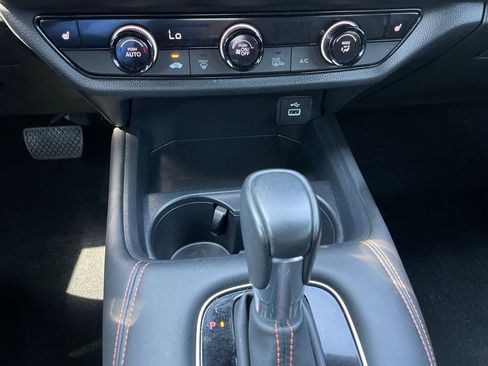 Certified 2025 Honda HR-V Sport image 18