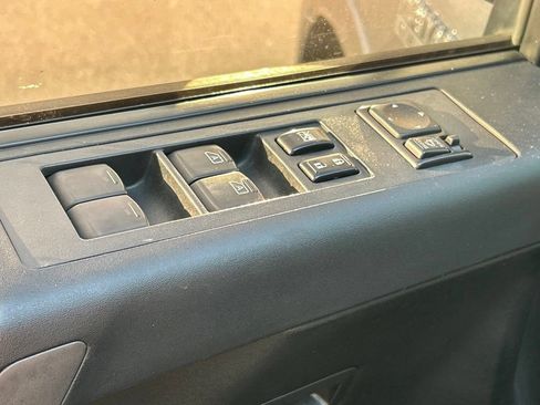 Used 2013 Nissan Titan SL w/ Heavy Metal Edition Pkg AWD/4WD image 19