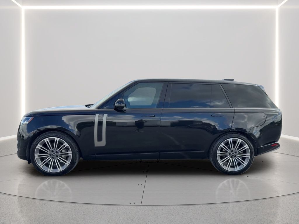 Used 2024 Land Rover Range Rover Long Wheelbase SE AWD/4WD image 8