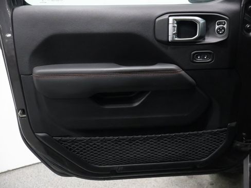 Used 2019 Jeep Wrangler Rubicon w/ LED Lighting Group image 12