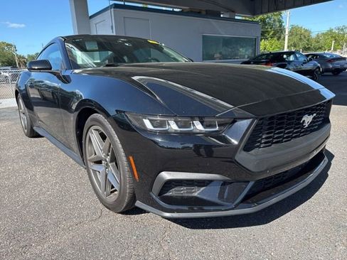 Used 2024 Ford Mustang Coupe image 4