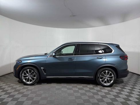 Used 2024 BMW X5 xDrive40i w/ Premium Package AWD/4WD image 4