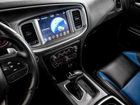 Used 2020 Dodge Charger R/T w/ Navigation & Travel Group image 21