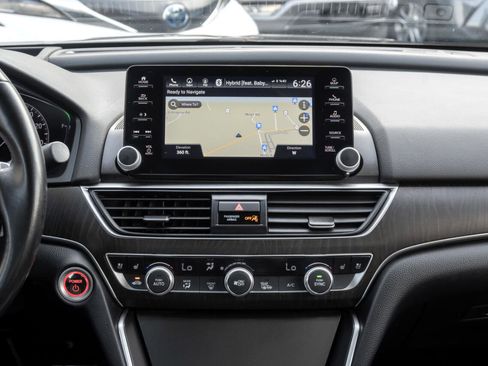 Used 2022 Honda Accord Touring image 21