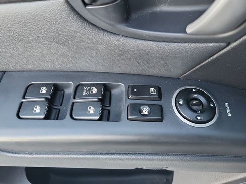 Used 2007 Hyundai Santa Fe SE AWD/4WD image 11