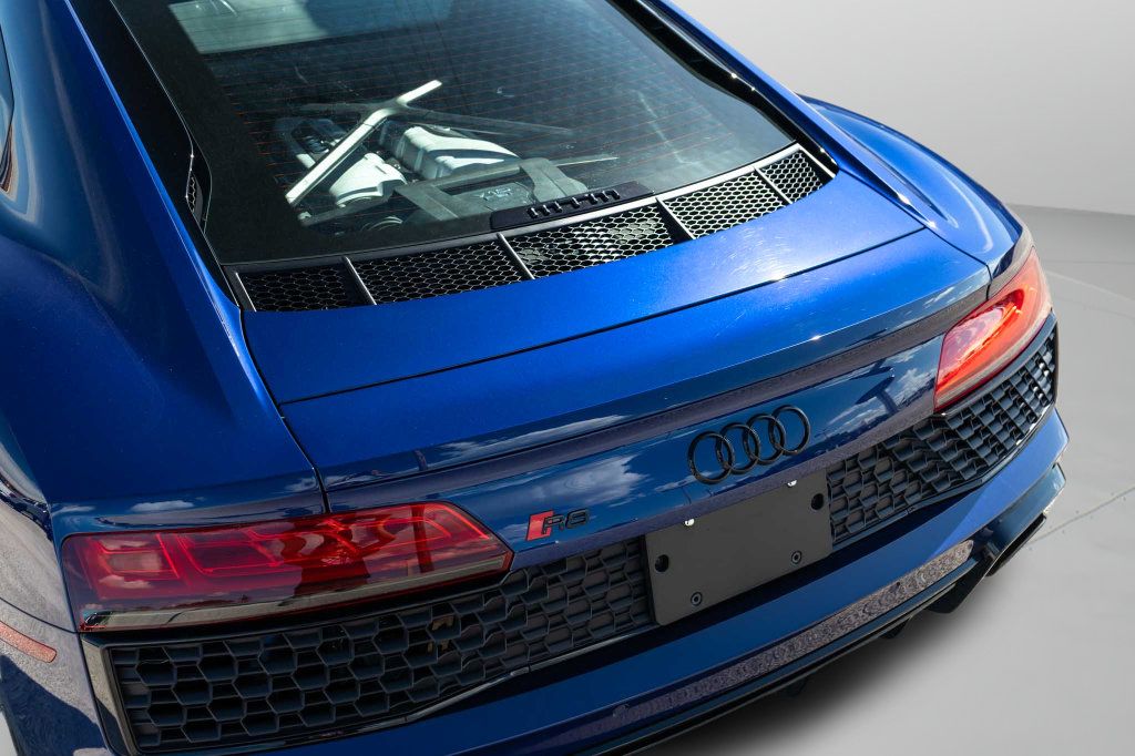 Used 2022 Audi R8 V10 performance w/ Sport Exhaust Package RWD image 45