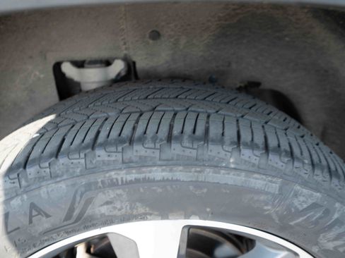 Used 2024 Honda Pilot Touring image 31