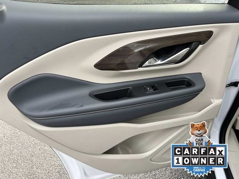 Used 2024 GMC Terrain Denali w/ Denali Premium Package image 16