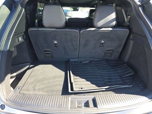 Used 2023 Acura MDX A-Spec image 17