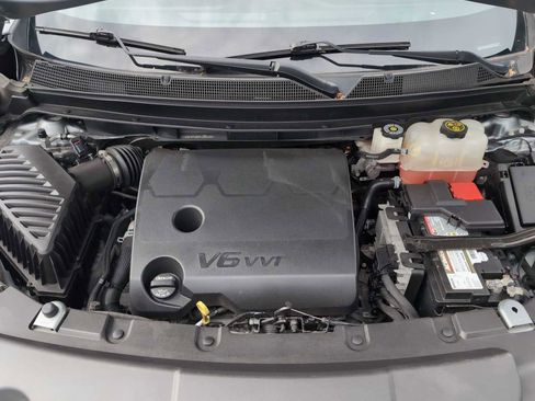 Used 2023 Chevrolet Traverse LT FWD image 29